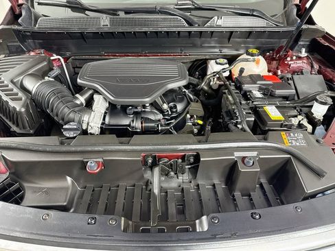 Used 2021 GMC Acadia SLT w/ Technology Package AWD/4WD image 35