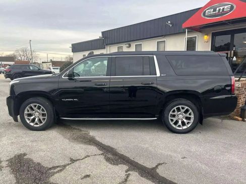 Used 2018 GMC Yukon XL SLT image 8