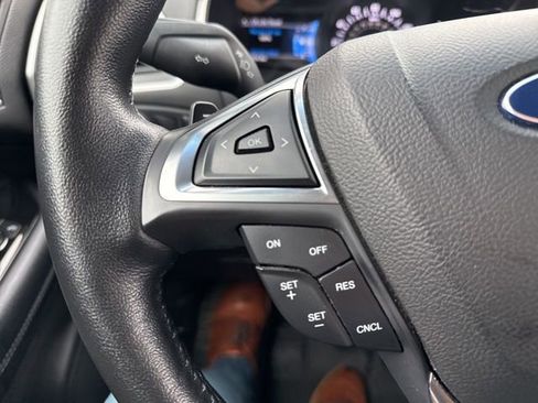 Used 2017 Ford Edge SEL w/ Equipment Group 201A image 18