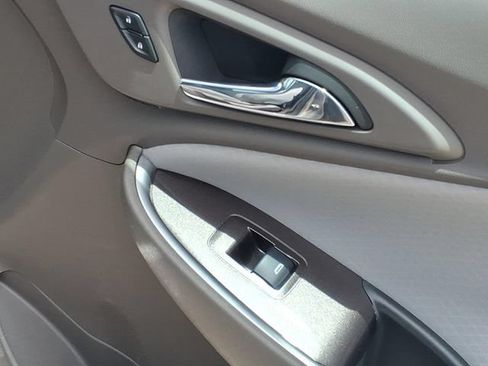 Used 2024 Chevrolet Malibu LS FWD image 13
