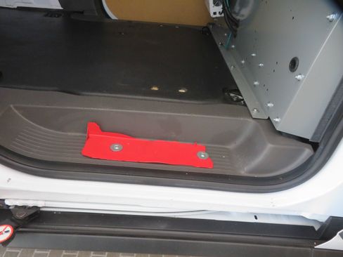 Used 2020 Ford Transit Connect XL image 27