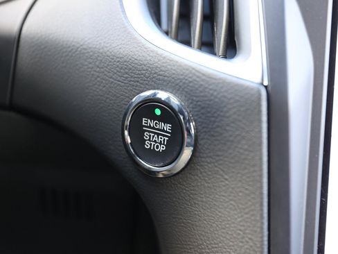 Certified 2022 Ford Edge ST image 29