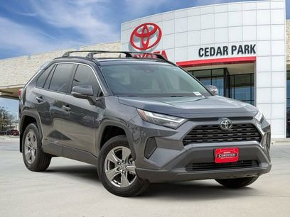 Used 2025 Toyota RAV4 XLE w/ Convenience Package