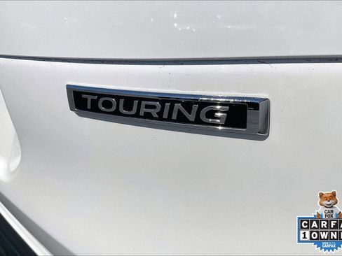 Certified 2025 Subaru Forester Touring AWD/4WD image 11