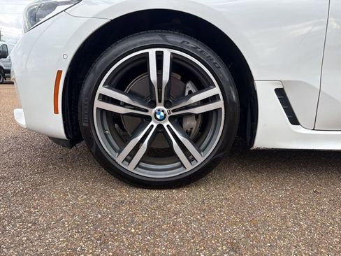 Used 2018 BMW 640i Gran Turismo xDrive image 8