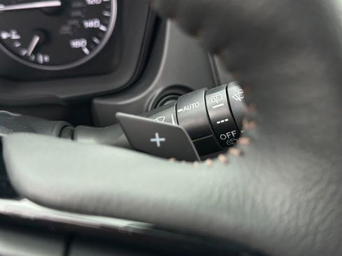 New 2026 Subaru Forester Touring AWD/4WD image 27