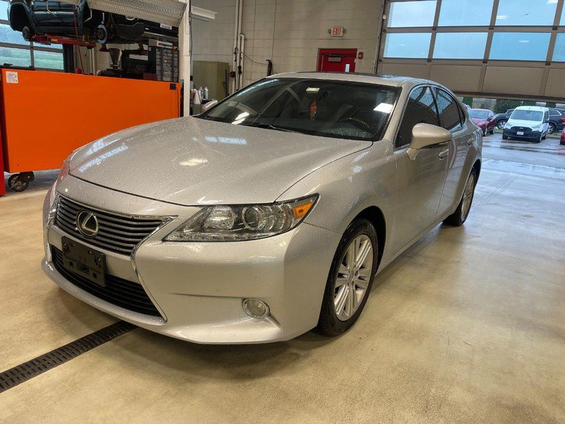 Used 2013 Lexus ES 350 w/ Premium Pkg FWD image 6