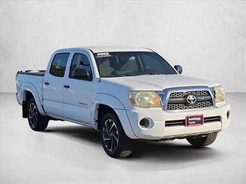 Used 2011 Toyota Tacoma 2WD Double Cab image 3