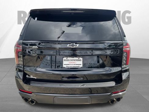 Used 2025 Chevrolet Suburban Z71 AWD/4WD image 5
