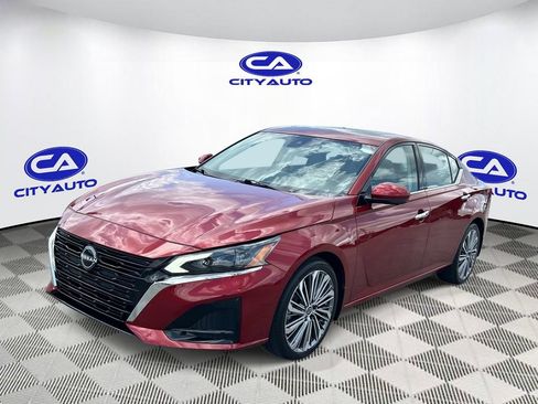 Used 2024 Nissan Altima 2.5 SL FWD image 10