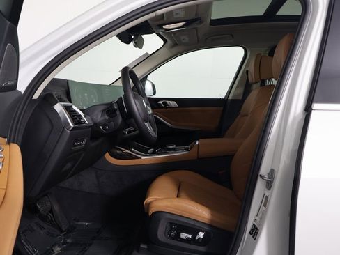 Certified 2026 BMW X7 xDrive40i w/ Premium Package image 10