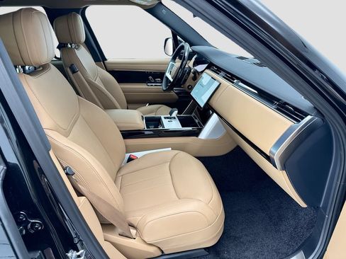 New 2026 Land Rover Range Rover Long Wheelbase SE AWD/4WD image 19