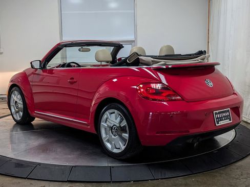 Used 2013 Volkswagen Beetle 2.5 FWD image 7