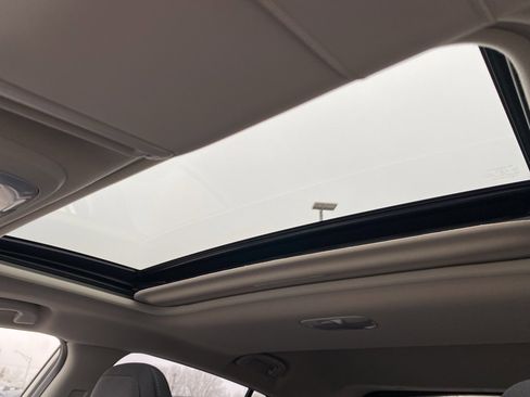 Certified 2025 Subaru Crosstrek 2.0i Premium image 18