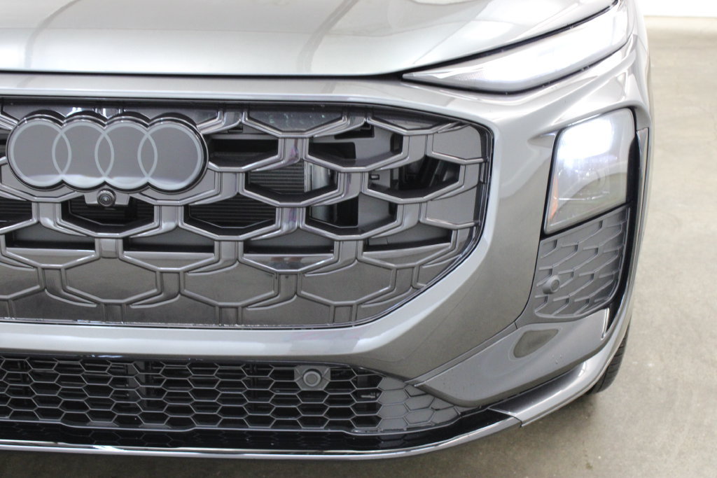 New 2026 Audi Q3 quattro 2.0T AWD/4WD image 8