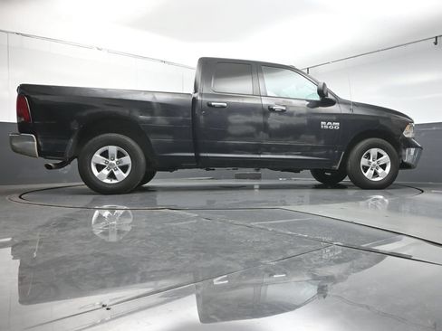Used 2015 RAM 1500 Classic SLT RWD image 31