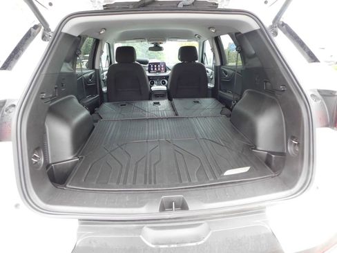 Used 2023 Chevrolet Blazer LT w/ Convenience Package FWD image 24
