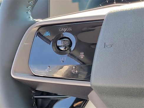 New 2025 Nissan Murano SL image 36