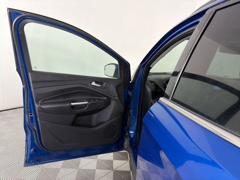 Used 2019 Ford Escape SEL FWD image 10