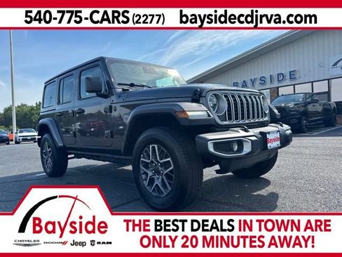 Used 2025 Jeep Wrangler Unlimited Sahara AWD/4WD image 1