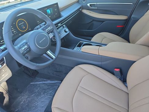 New 2026 Hyundai Sonata Limited image 16