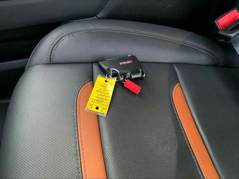 Used 2026 GMC Sierra 2500 AT4 w/ AT4 Premium Plus Package image 13