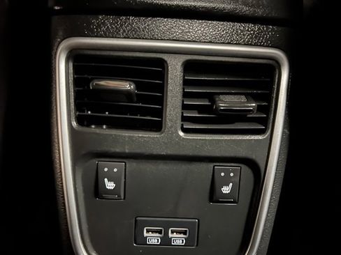 Used 2019 Chrysler 300 Limited w/ Safetytec Plus Group image 21