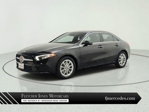 Used 2019 Mercedes-Benz A 220 image 1