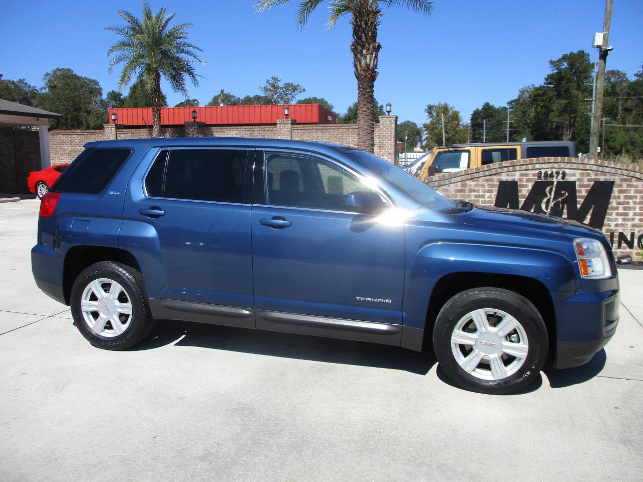 Used 2016 GMC Terrain SLE FWD image 16