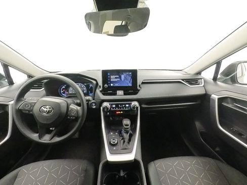 Used 2024 Toyota RAV4 XLE AWD/4WD image 26