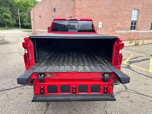 Used 2024 Chevrolet Silverado 2500 LT w/ Convenience Package AWD/4WD image 10