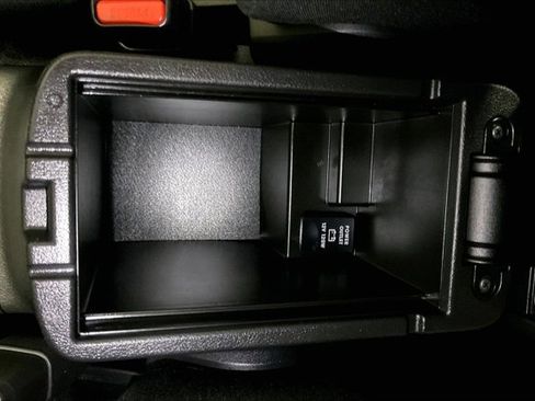 Used 2025 Mitsubishi Outlander Sport AWD image 39