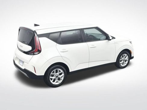 Used 2025 Kia Soul LX w/ LX Technology Package FWD image 27