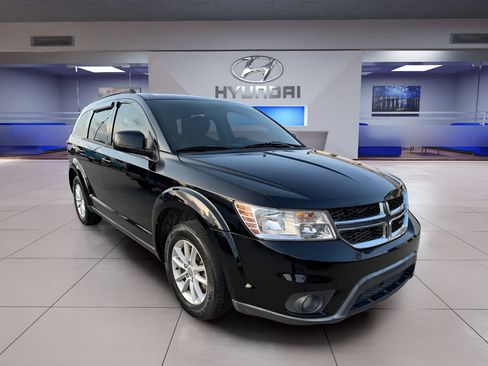 Used 2014 Dodge Journey SXT w/ Quick Order Package 22C FWD image 8