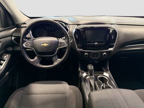 Used 2018 Chevrolet Traverse LT image 20