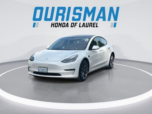 Used 2022 Tesla Model 3 Long Range AWD/4WD image 4