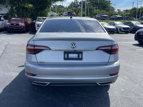 Used 2019 Volkswagen Jetta R-Line FWD image 6