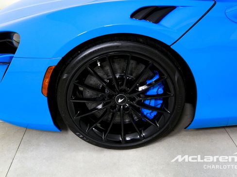 New 2025 McLaren Artura Spider image 29