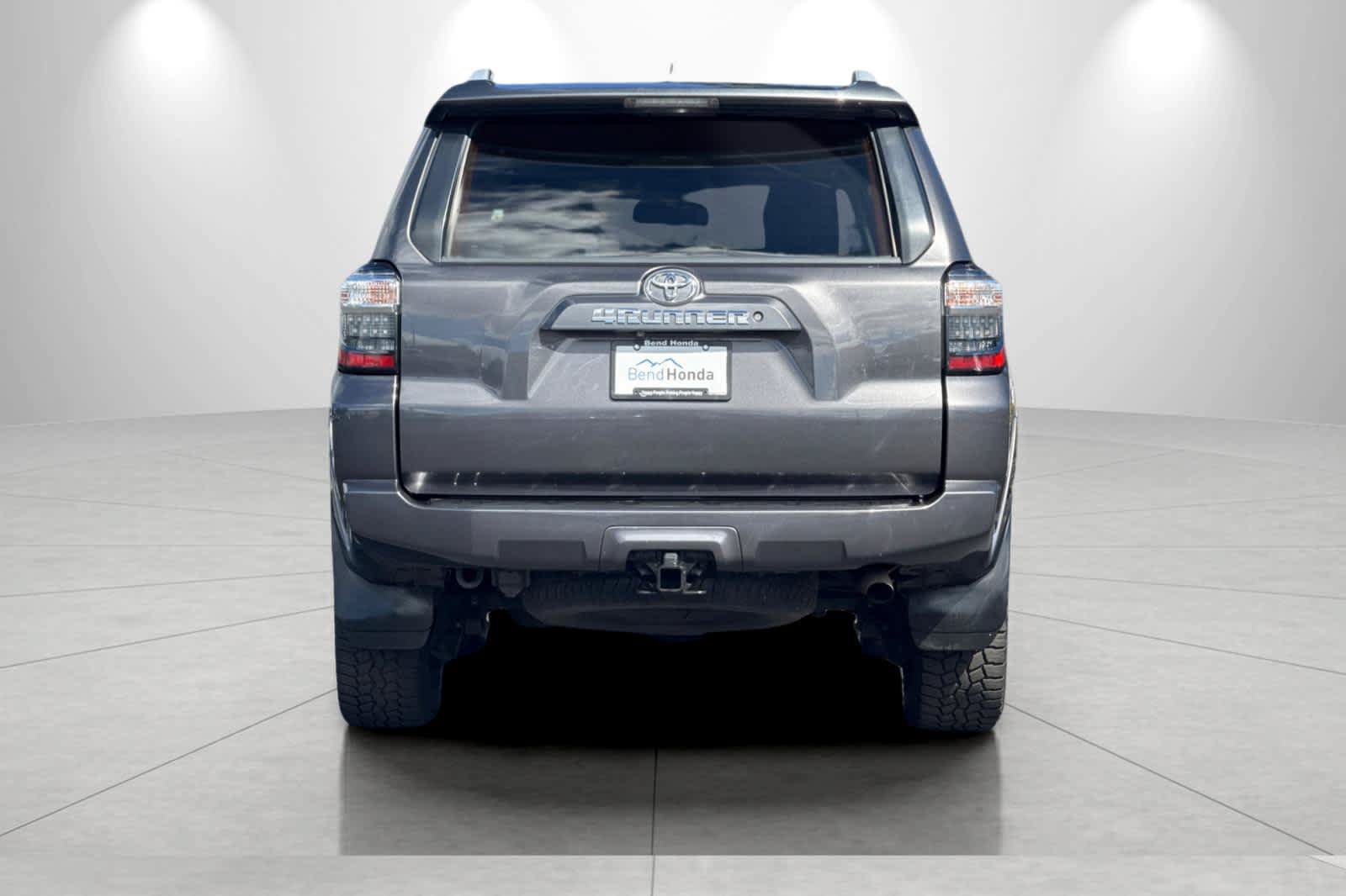 Used 2018 Toyota 4Runner SR5 Premium AWD/4WD image 7