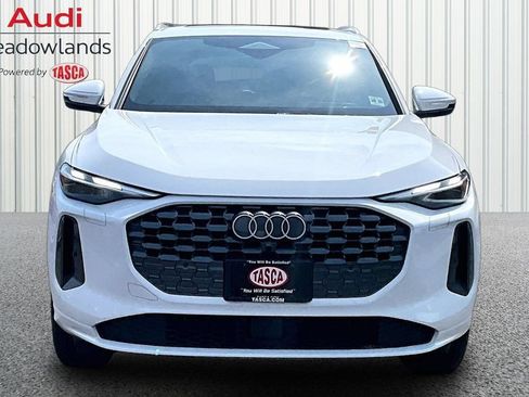 Used 2025 Audi Q5 Premium w/ Convenience Package AWD/4WD image 2