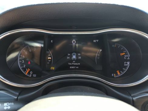 Used 2020 Jeep Grand Cherokee Laredo RWD image 34