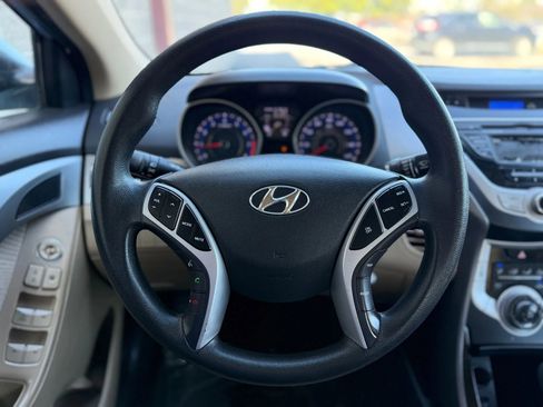 Used 2011 Hyundai Elantra GLS w/ Preferred Equipment Pkg 3 image 24