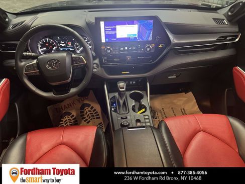 Used 2023 Toyota Highlander XSE AWD/4WD image 13