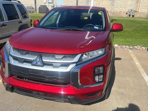 Used 2025 Mitsubishi Outlander Sport ES AWD/4WD image 13