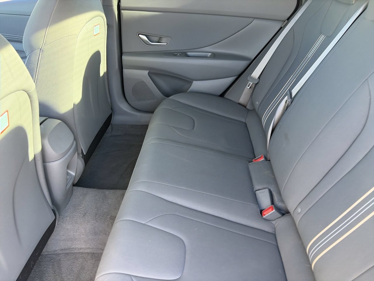 Certified 2025 Hyundai Elantra Sport FWD image 16