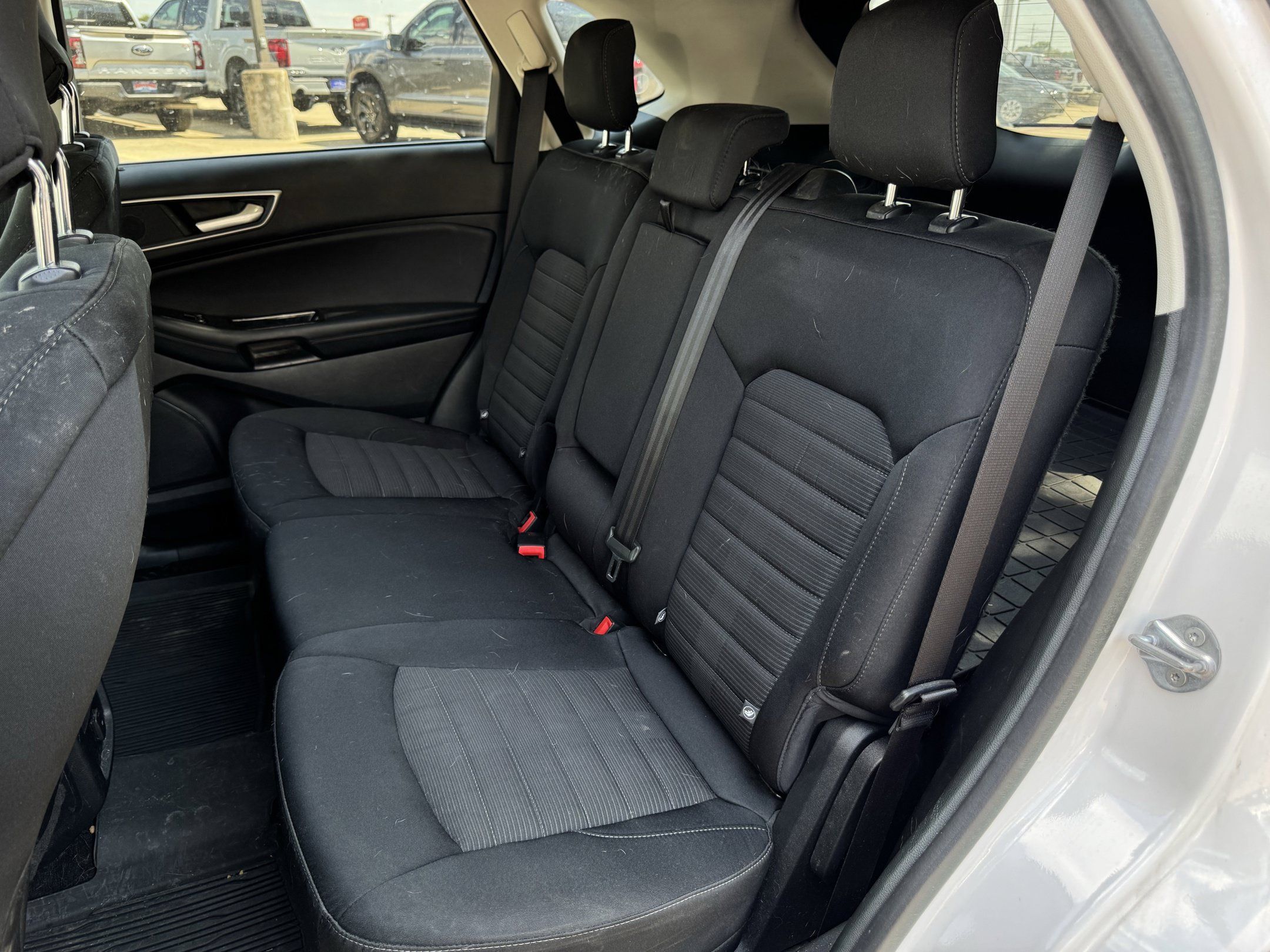 Used 2019 Ford Edge SEL w/ Cold Weather Package AWD/4WD image 26
