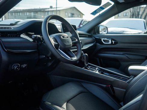 New 2026 Jeep Compass Trailhawk image 18