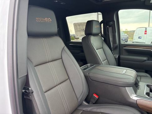 New 2026 Chevrolet Silverado 2500 High Country w/ High Country Premium Package AWD/4WD image 55