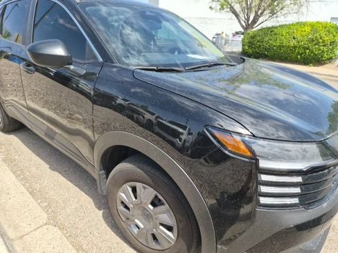 Certified 2025 Nissan Kicks S FWD image 14