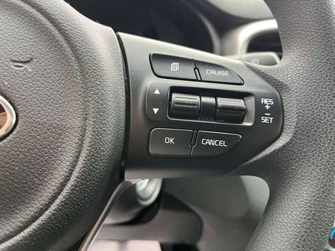 Used 2018 Kia Sorento FWD image 24